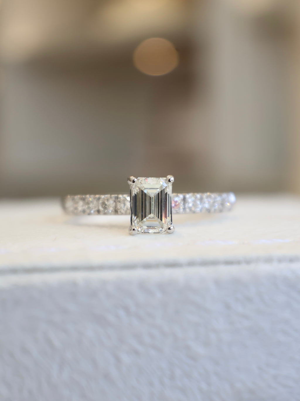 Solitário Emerald Cut 0.50ct