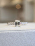 Solitário Emerald Cut 0.50ct
