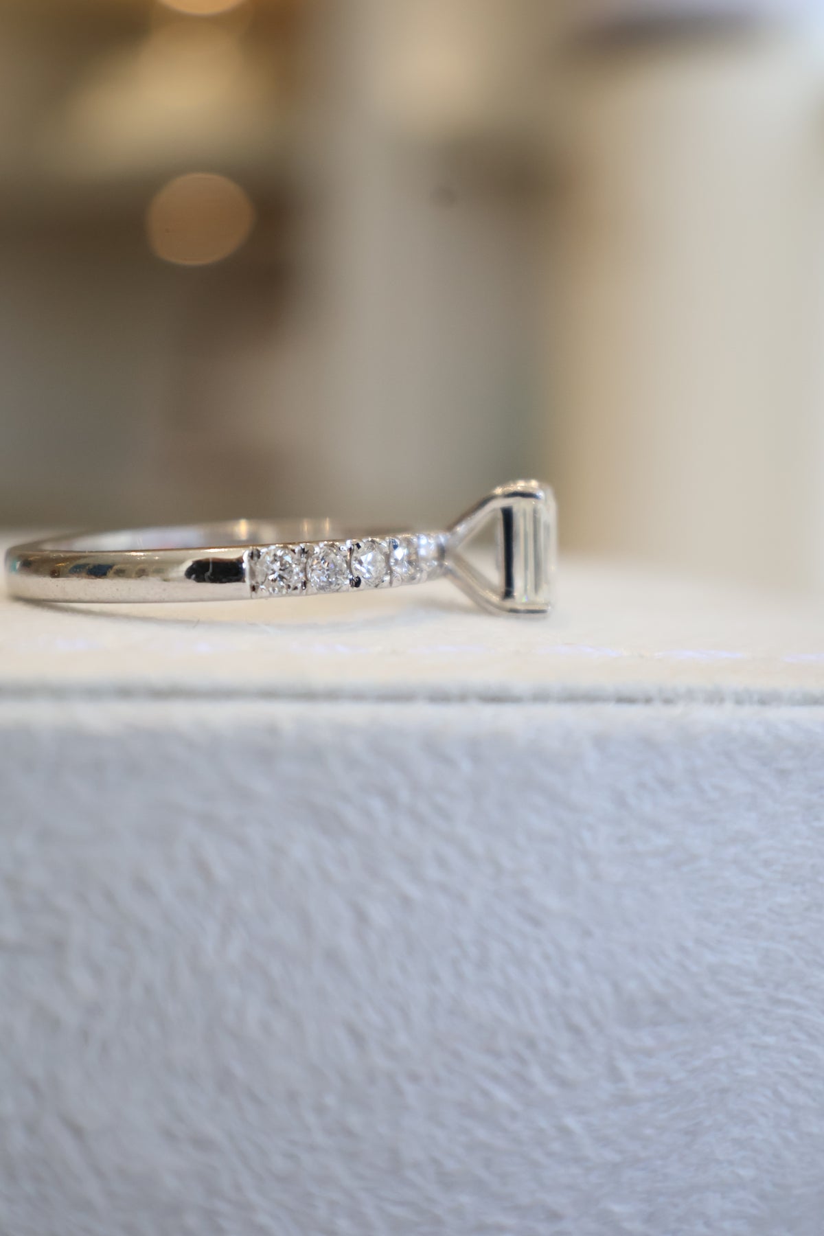 Solitário Emerald Cut 0.50ct