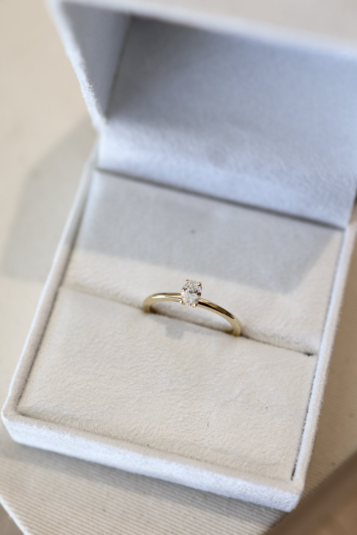 Solitário 0.40ct oval La Fleur