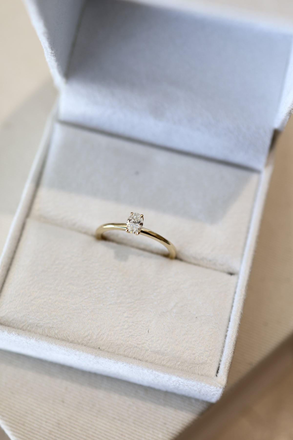 Solitário 0.40ct oval La Fleur