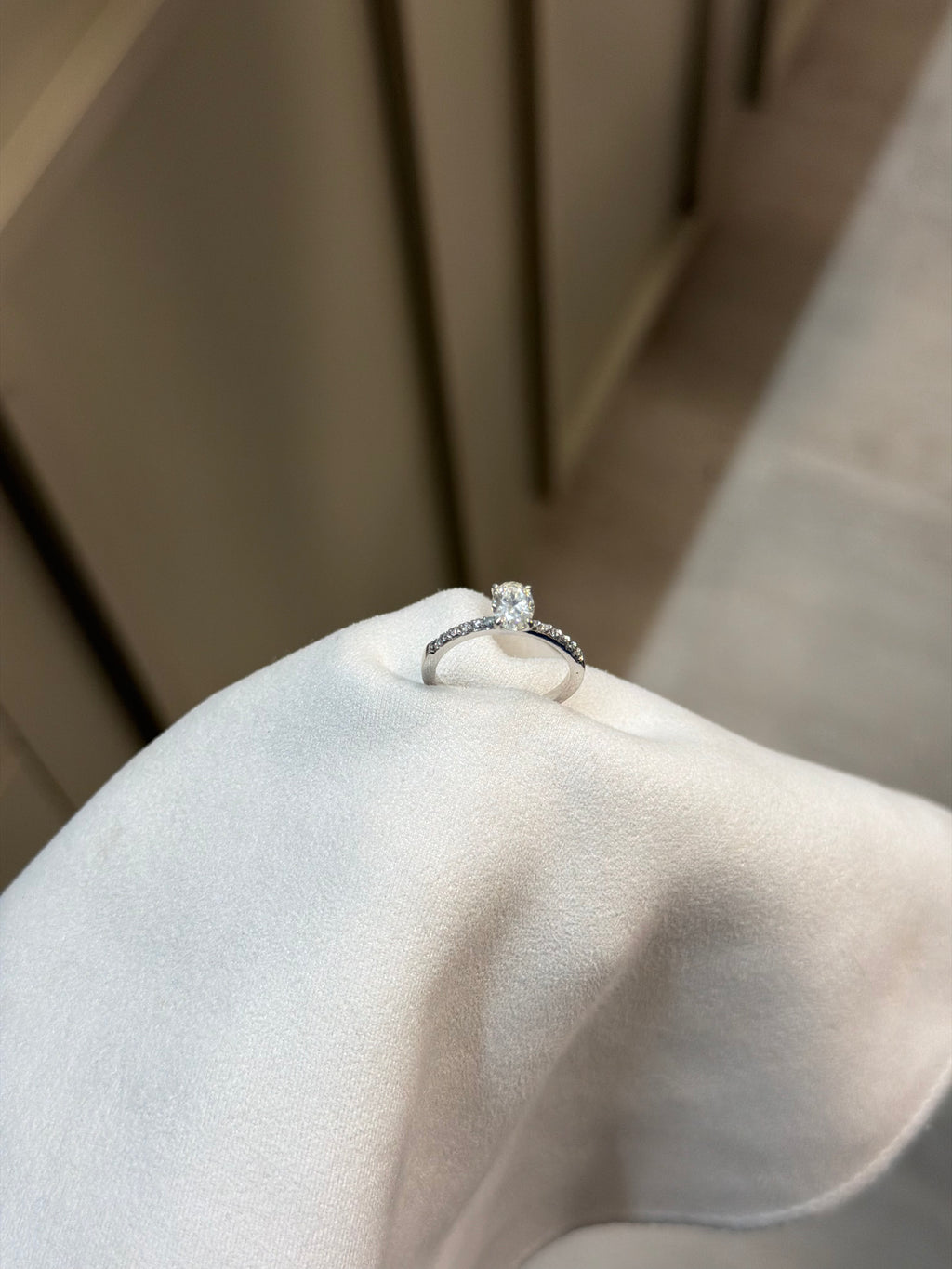 Anel Clarté diamante Oval 0.70 pontos