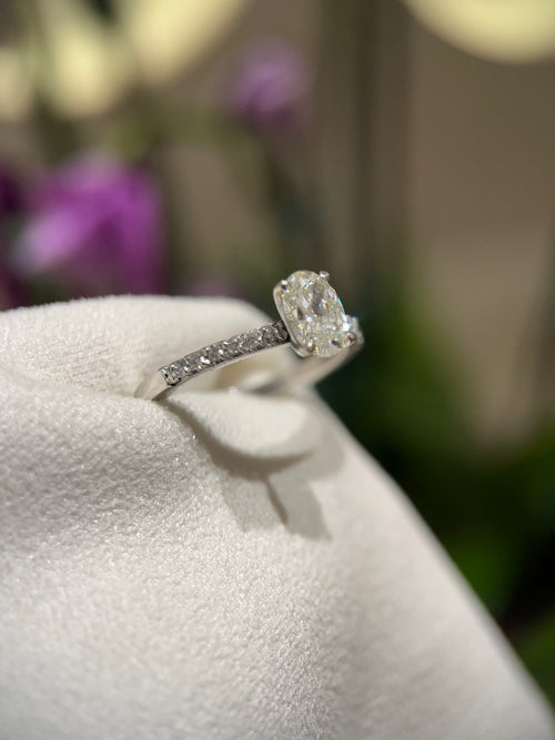 Anel Clarté diamante Oval 0.70 pontos