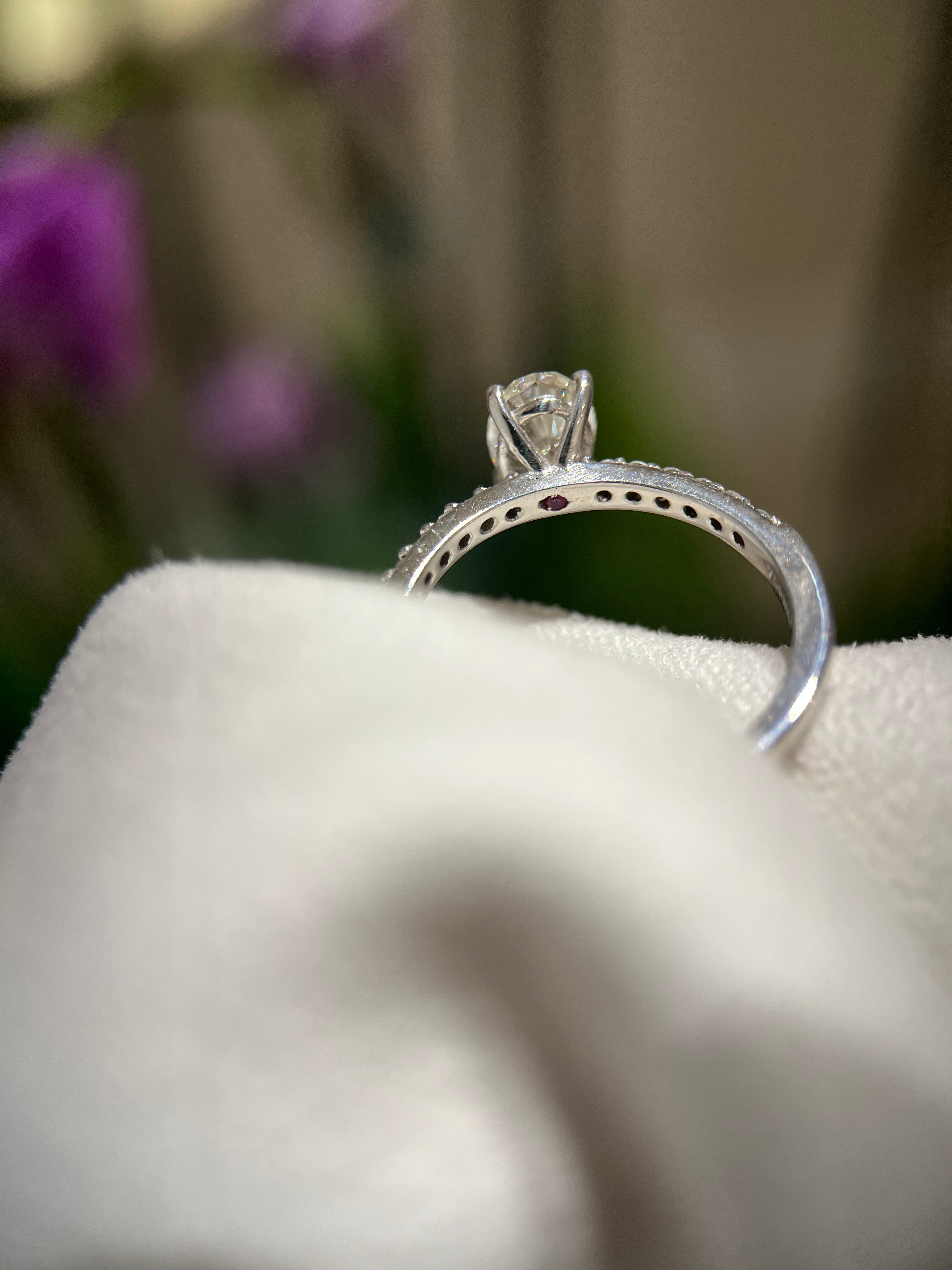 Anel Clarté diamante Oval 0.70 pontos