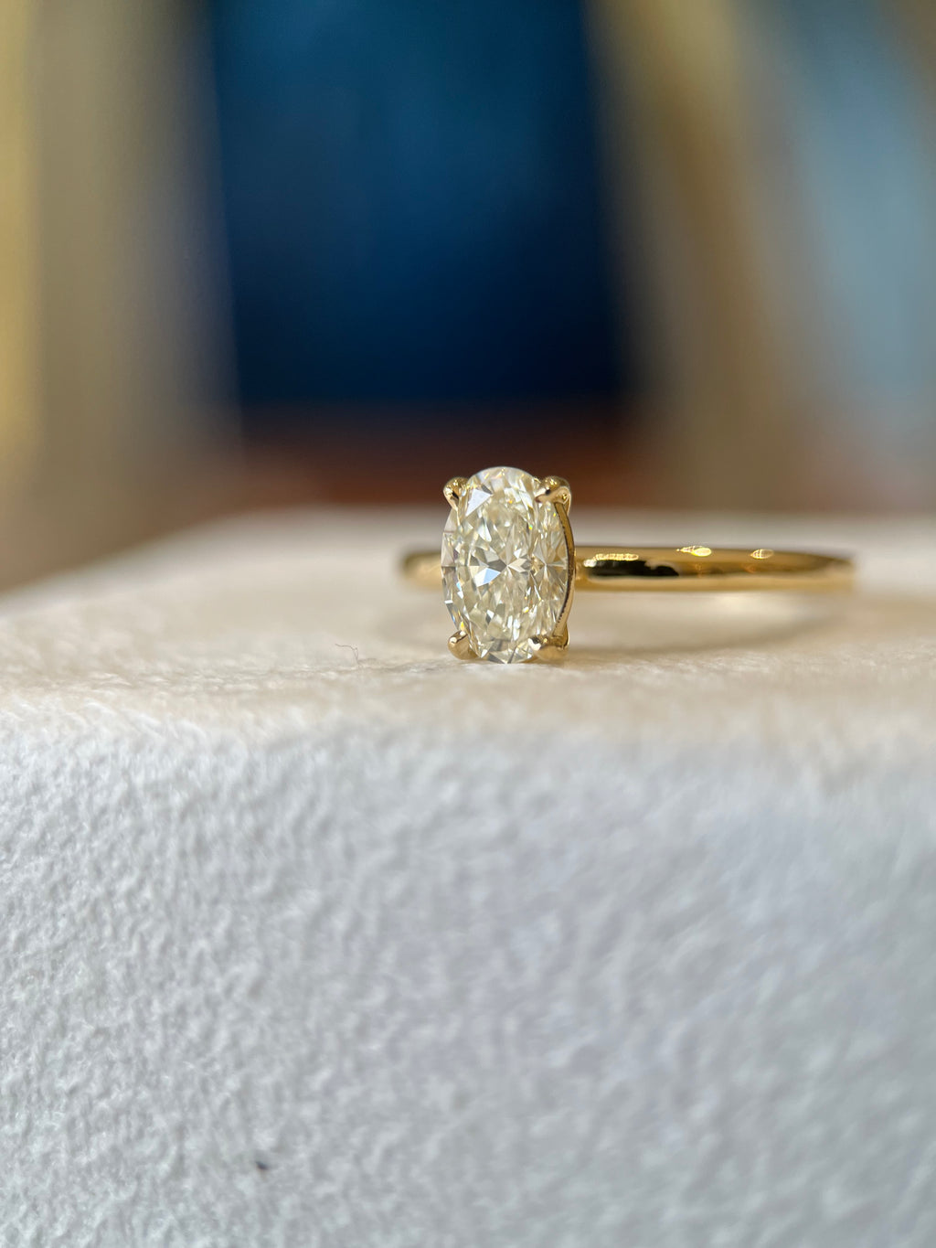Solitário 0.80ct oval