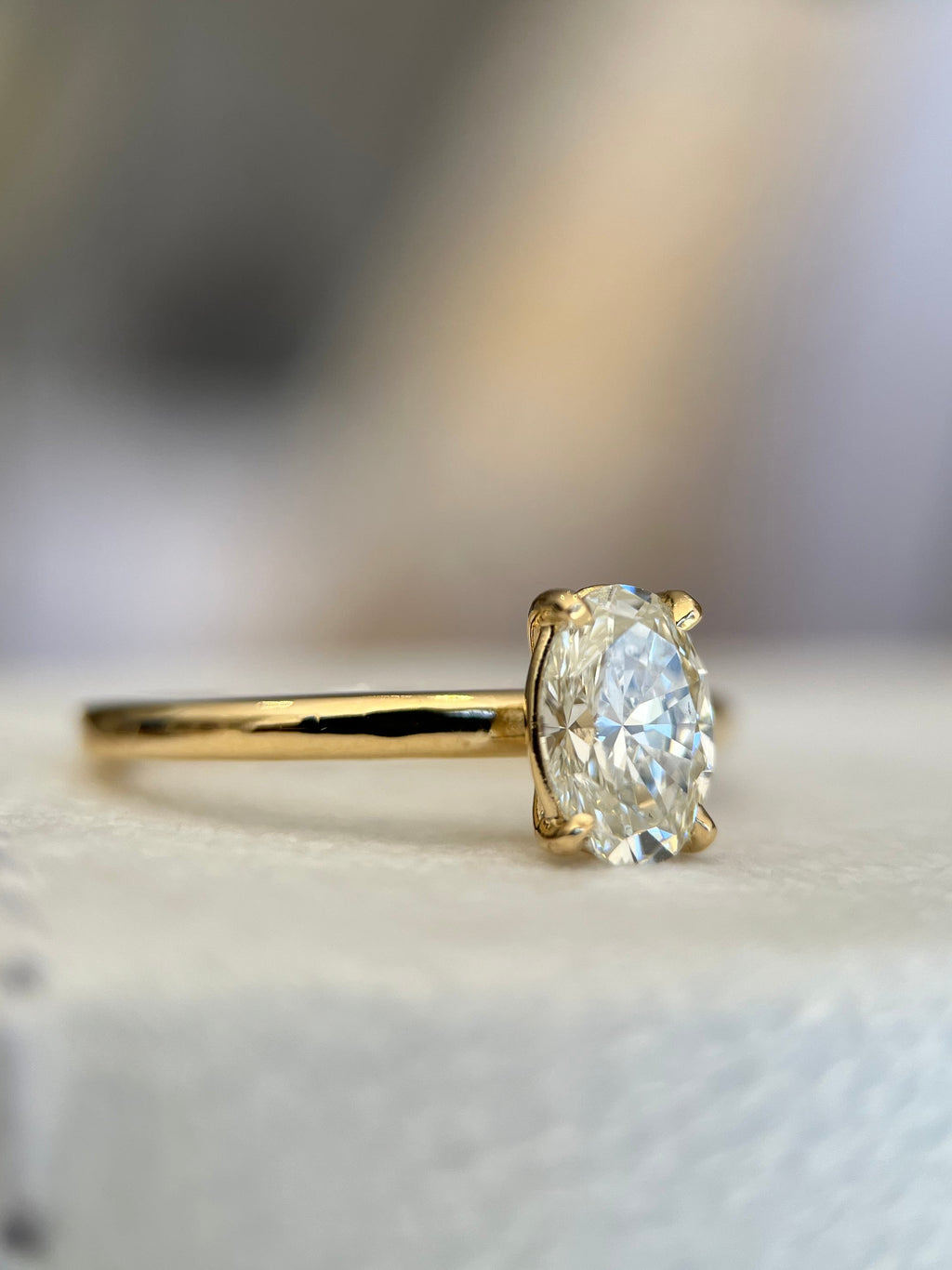 Solitário 0.80ct oval