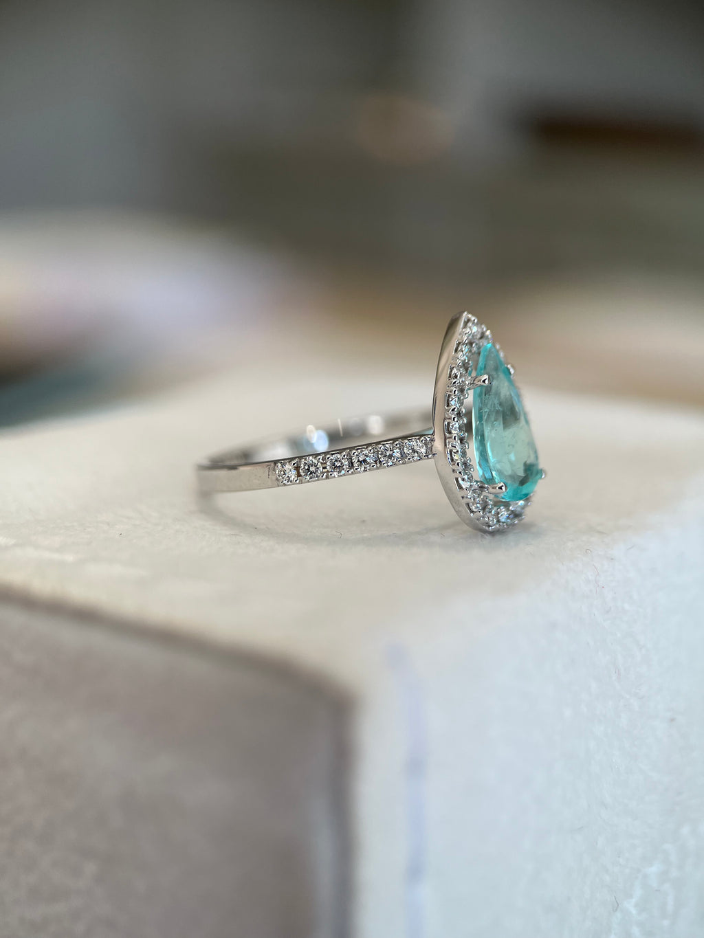 Turmalina Paraíba Gota e diamantes