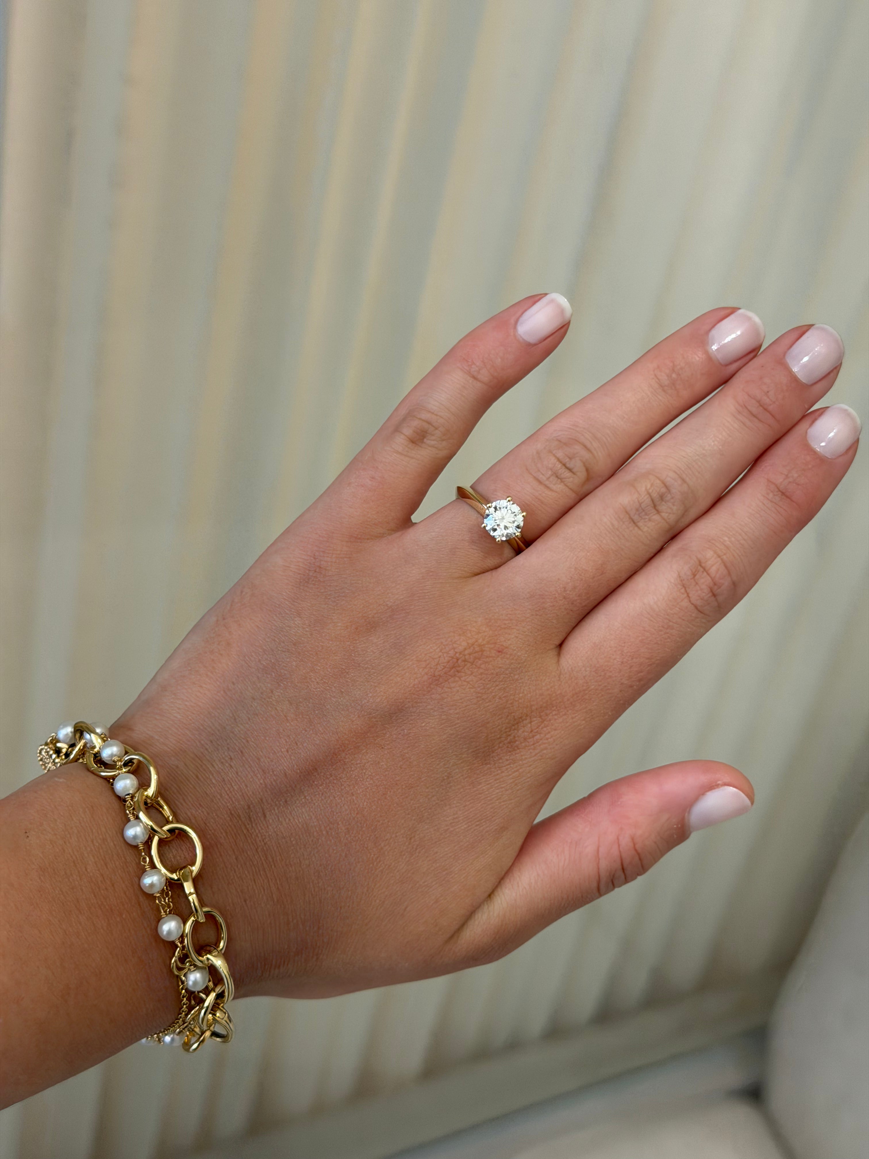 Solitário Clássico com 6 garras e diamante 1.5ct redondo