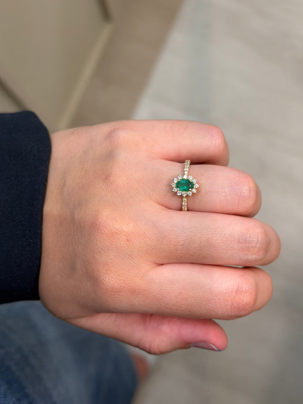 Anel Dégradé com Esmeralda e Diamantes