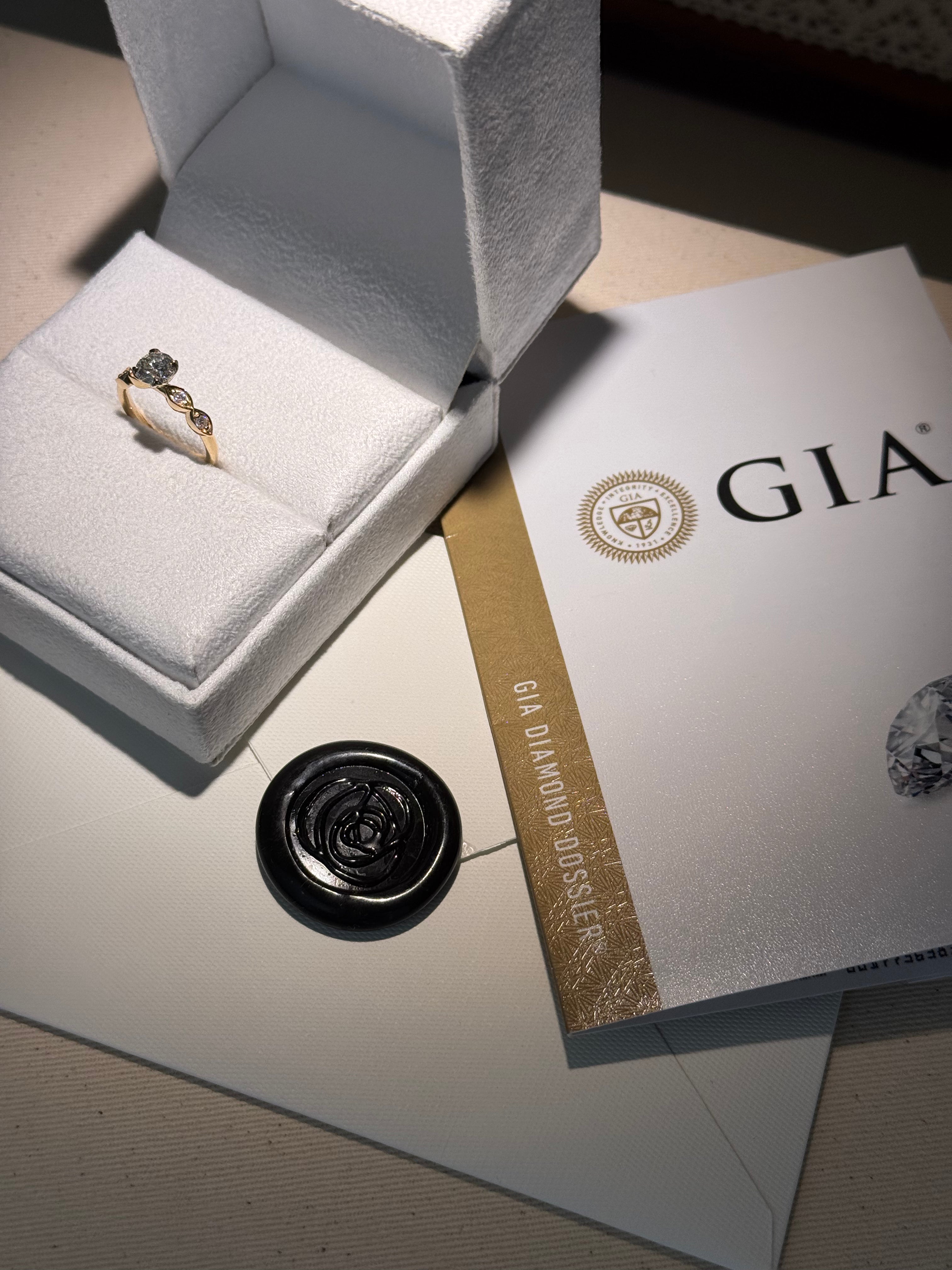 Solitário Diamante Enlacé 0.70ct