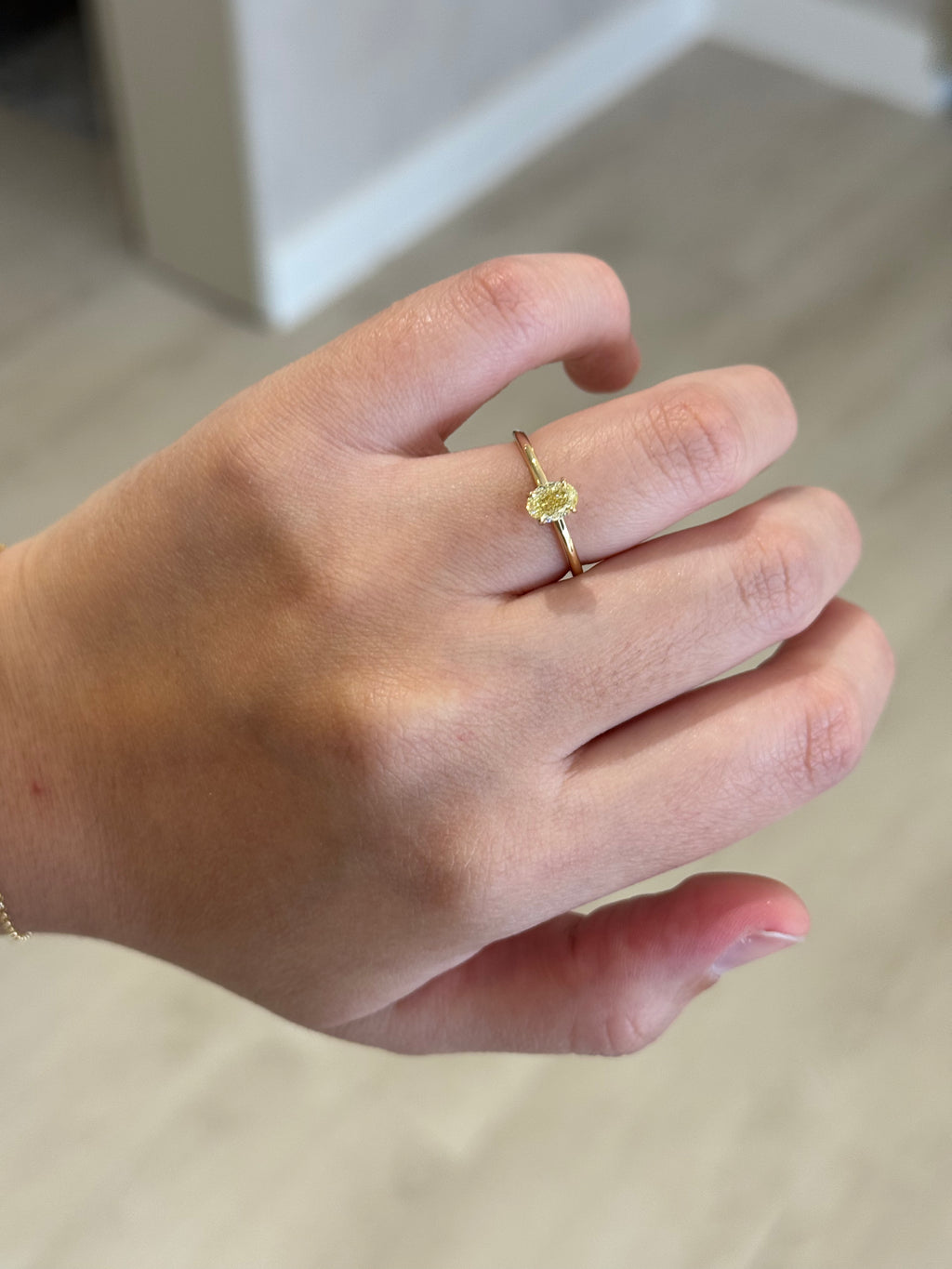 Solitário Fancy Yellow 0.60ct