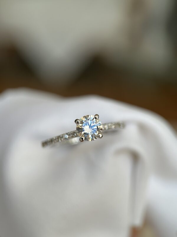 Solitário Etoile 0.62ct com GIA
