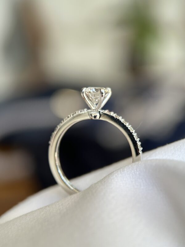 Solitário Etoile 0.62ct com GIA - Imagem 5