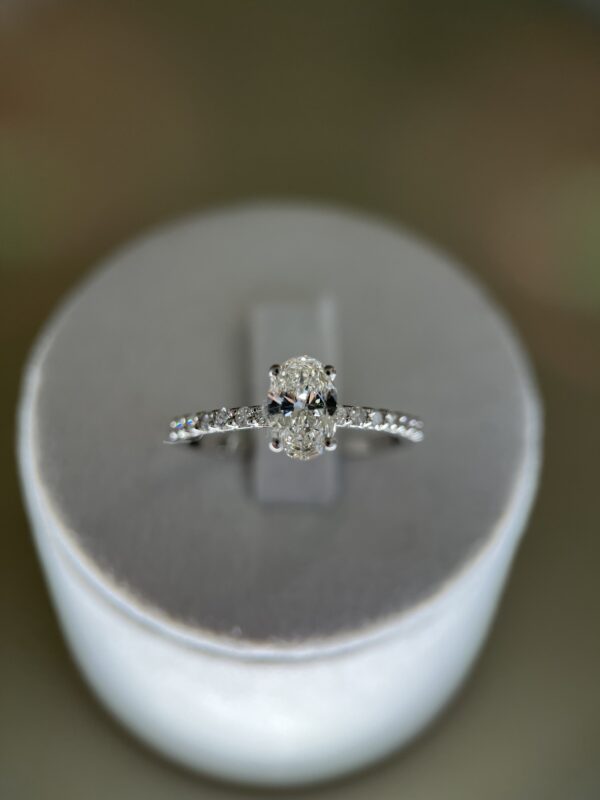Anel Clarté diamante Oval 0.50 pontos - Imagem 3