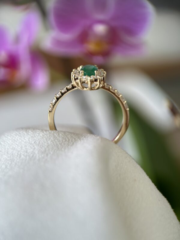 Anel Dégradé com Esmeralda e Diamantes - Imagem 2
