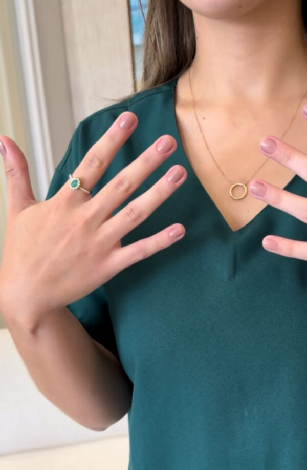 Anel Dégradé com Esmeralda e Diamantes - Imagem 8