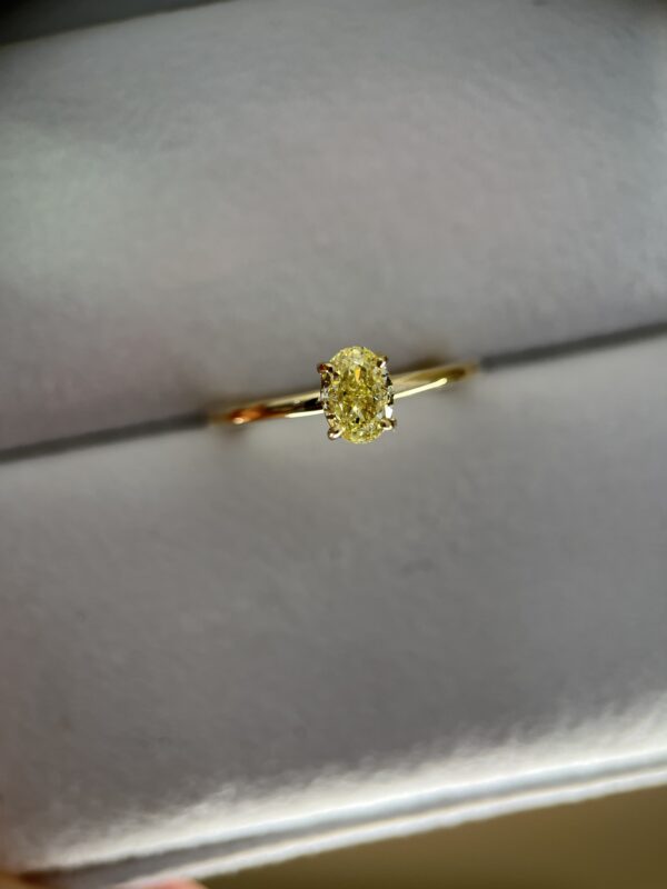 Anel de Ouro 18K com Diamante Fancy Yellow - Imagem 8