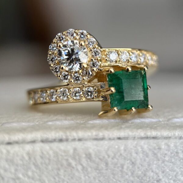 Anel dois aros de diamantes